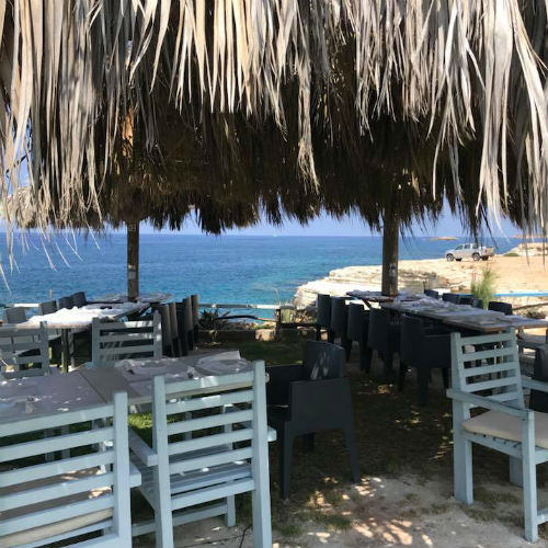 Sea Caves Lounge Bar – Café & Restaurant