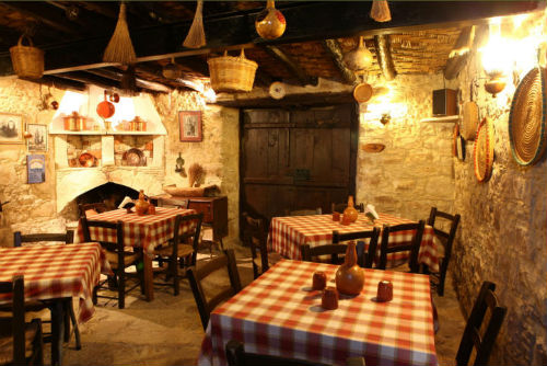 Lofou Tavern & Agrovino
