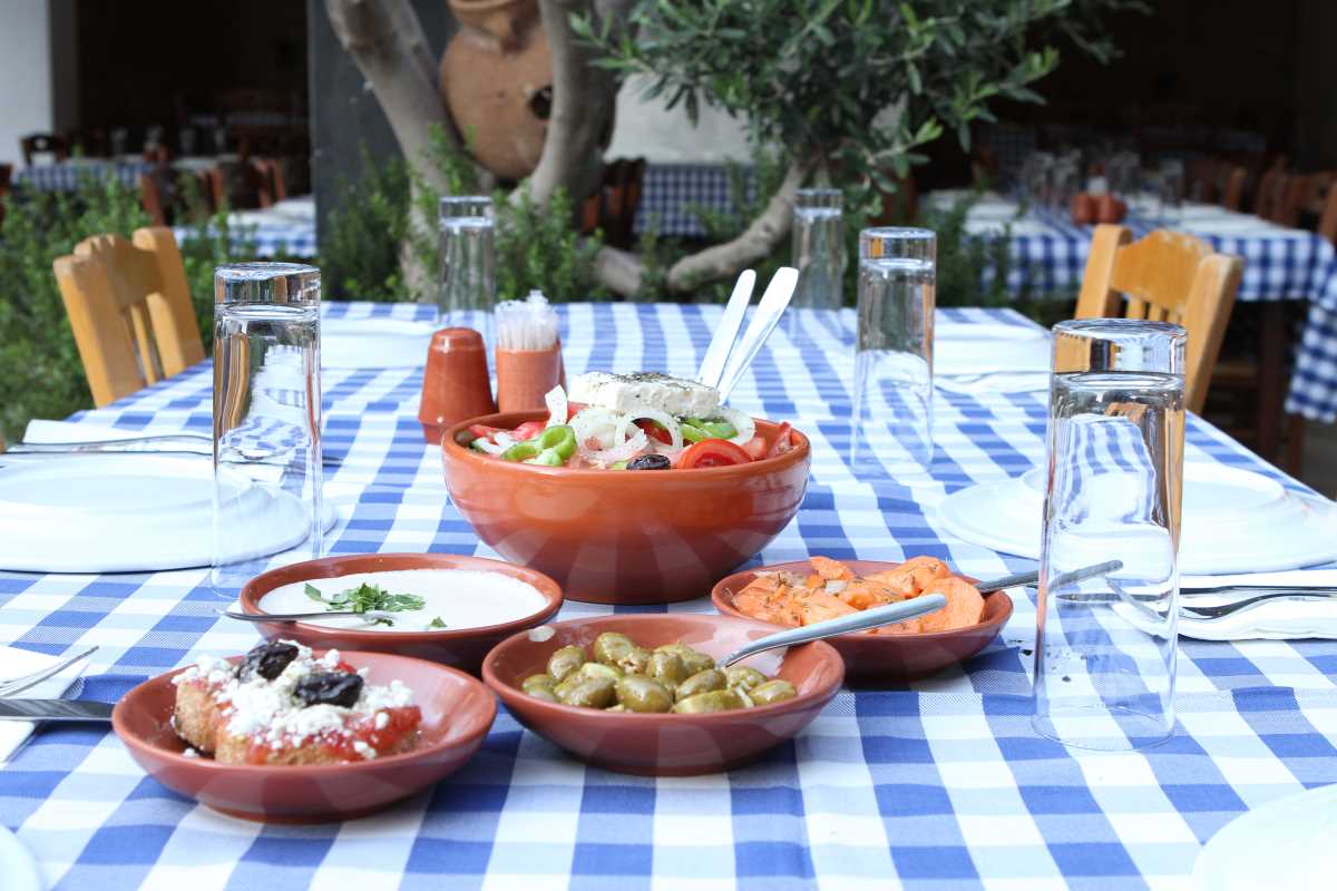 Eat and drink at these 7 taverns in Larnaca My Cyprus Travel Imagine. Explore. Discover.